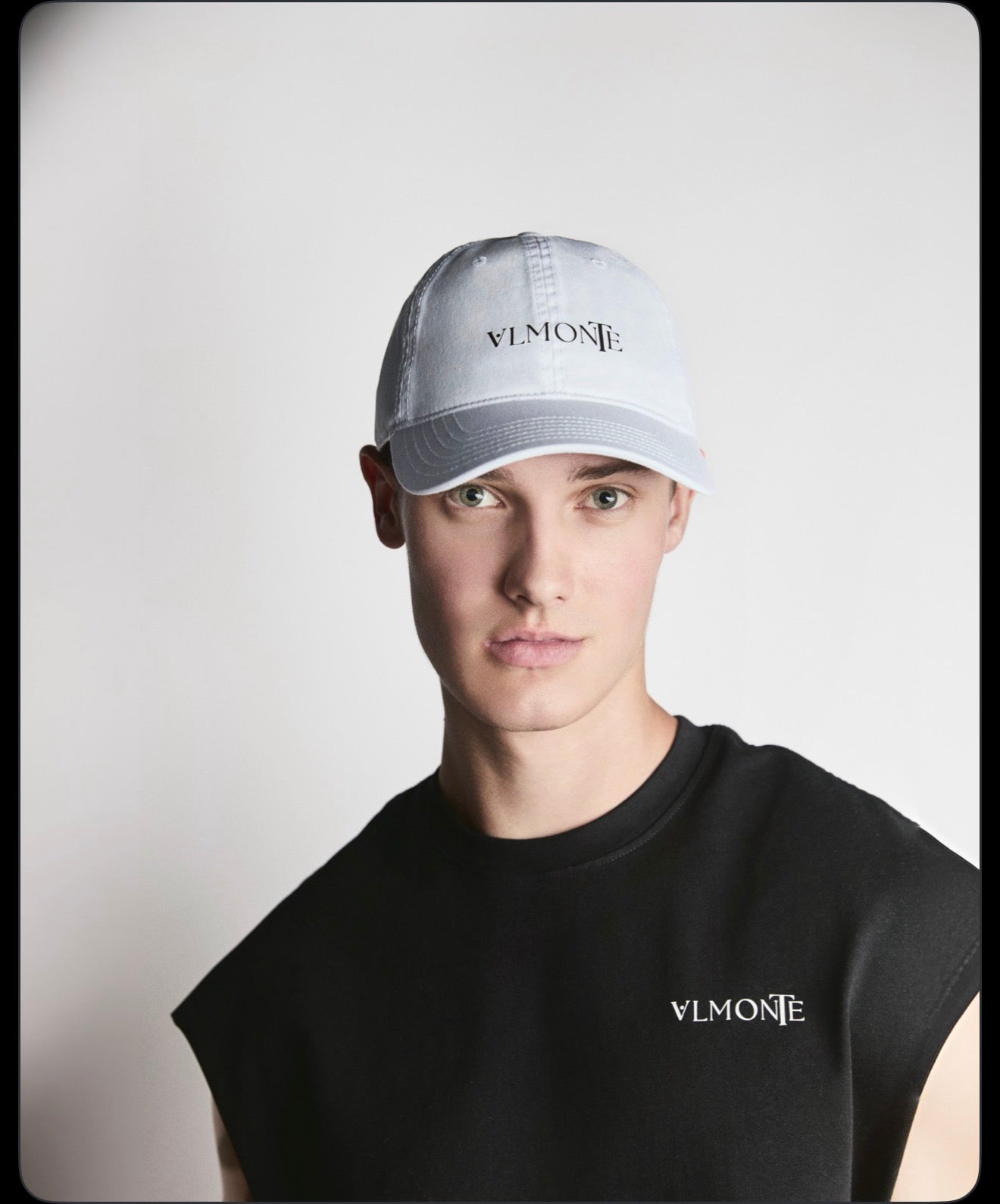 Signature Cap – white