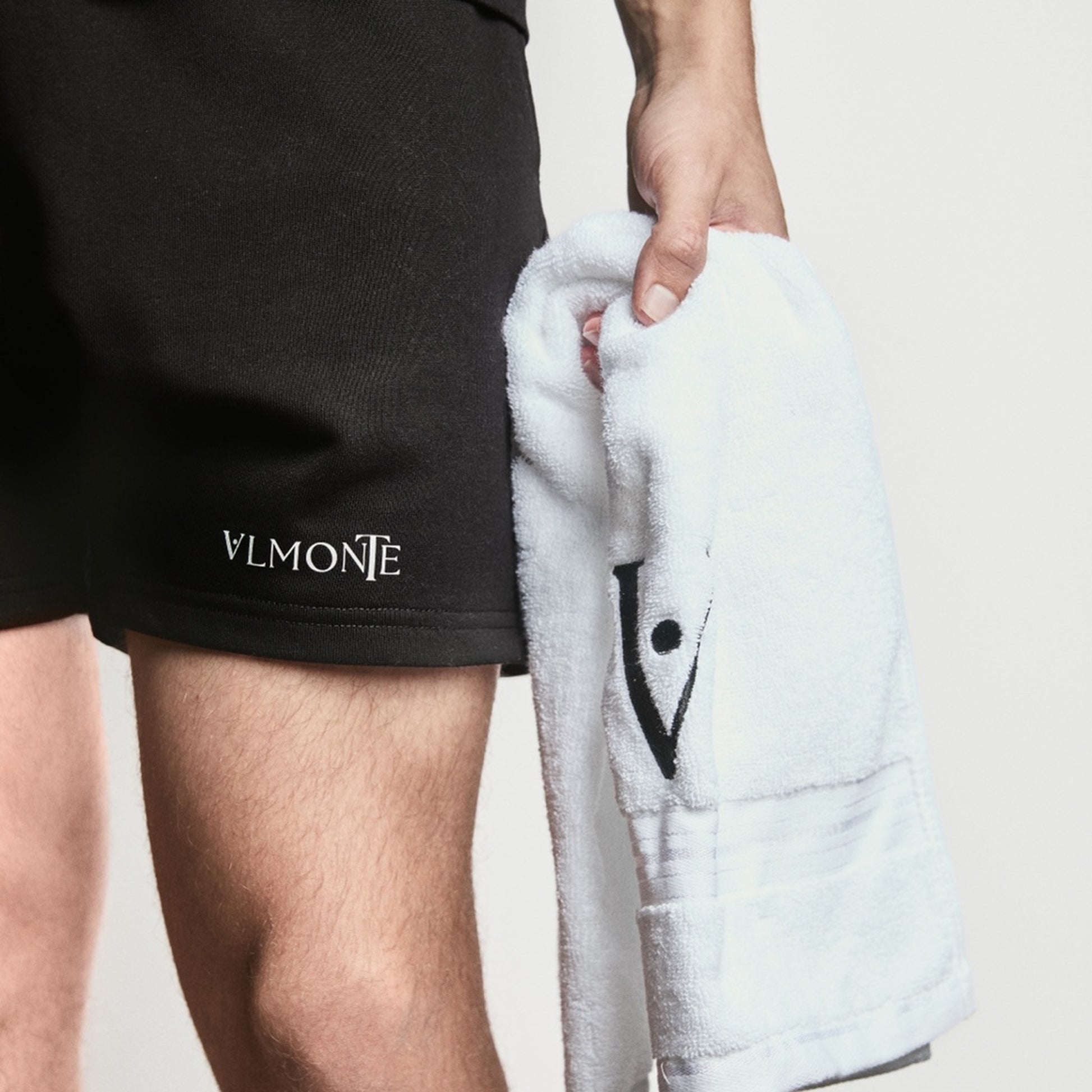VLMONTE Essential Towel
